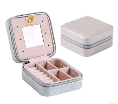 Creative travel portable jewelry box